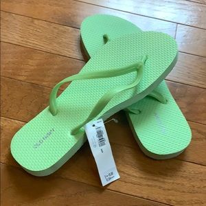 2 for $5 Old navy flip flops